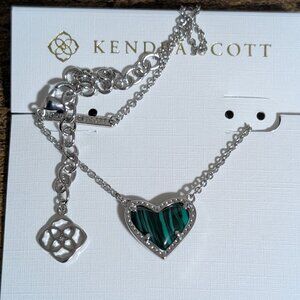 NWT Kendra Scott Ari Heart Silver Pendant Necklace in Green Malachite